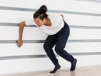 The Entanglement between Gesture, Media and Politics