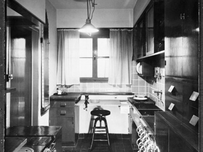 More Than Just "That Damned Kitchen." New Prspectives on the Life and Work of Margarete Schütte-Lihotzky